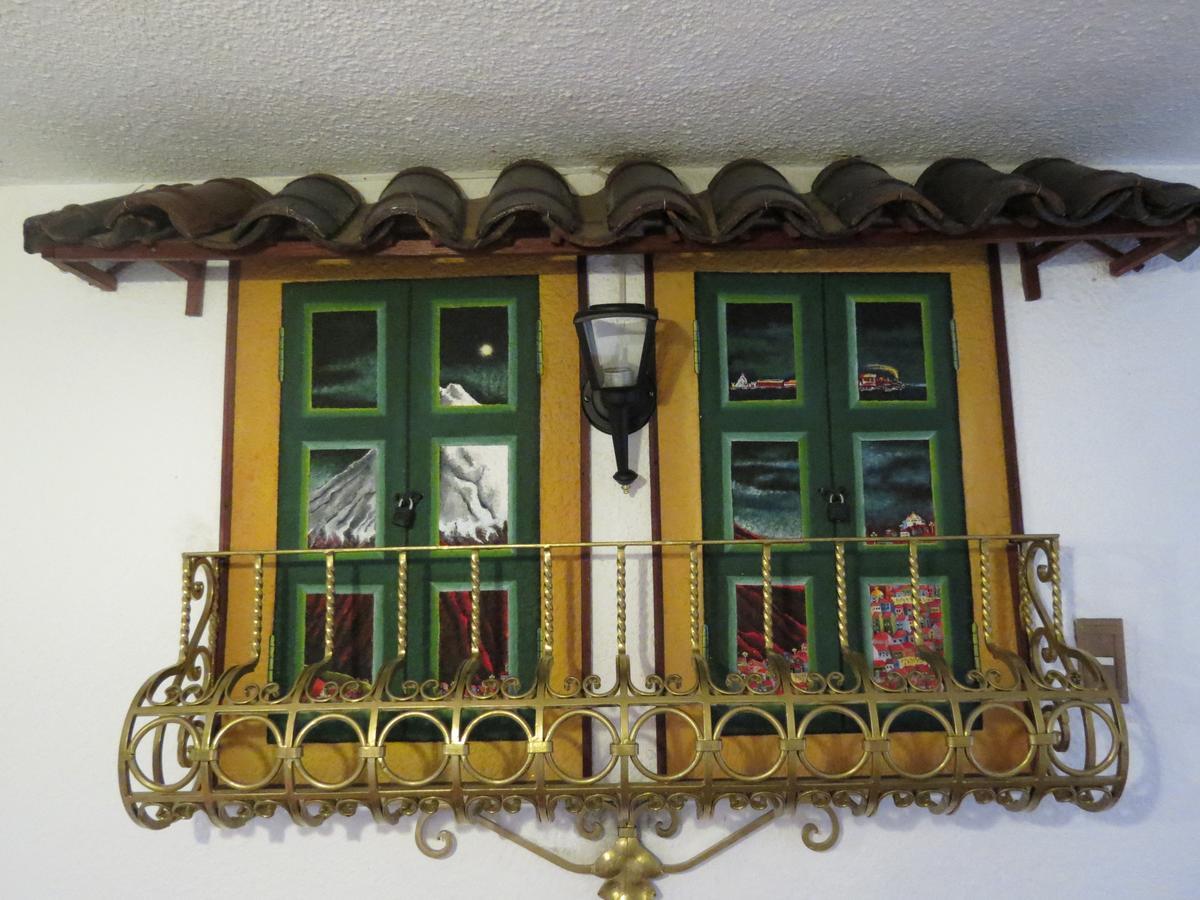 Hotel Nass Sol De Quito Zewnętrze zdjęcie