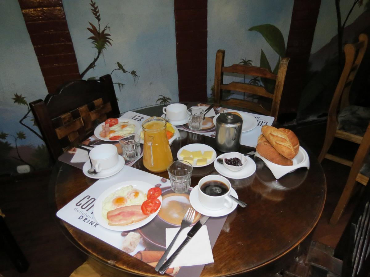 Hotel Nass Sol De Quito Zewnętrze zdjęcie