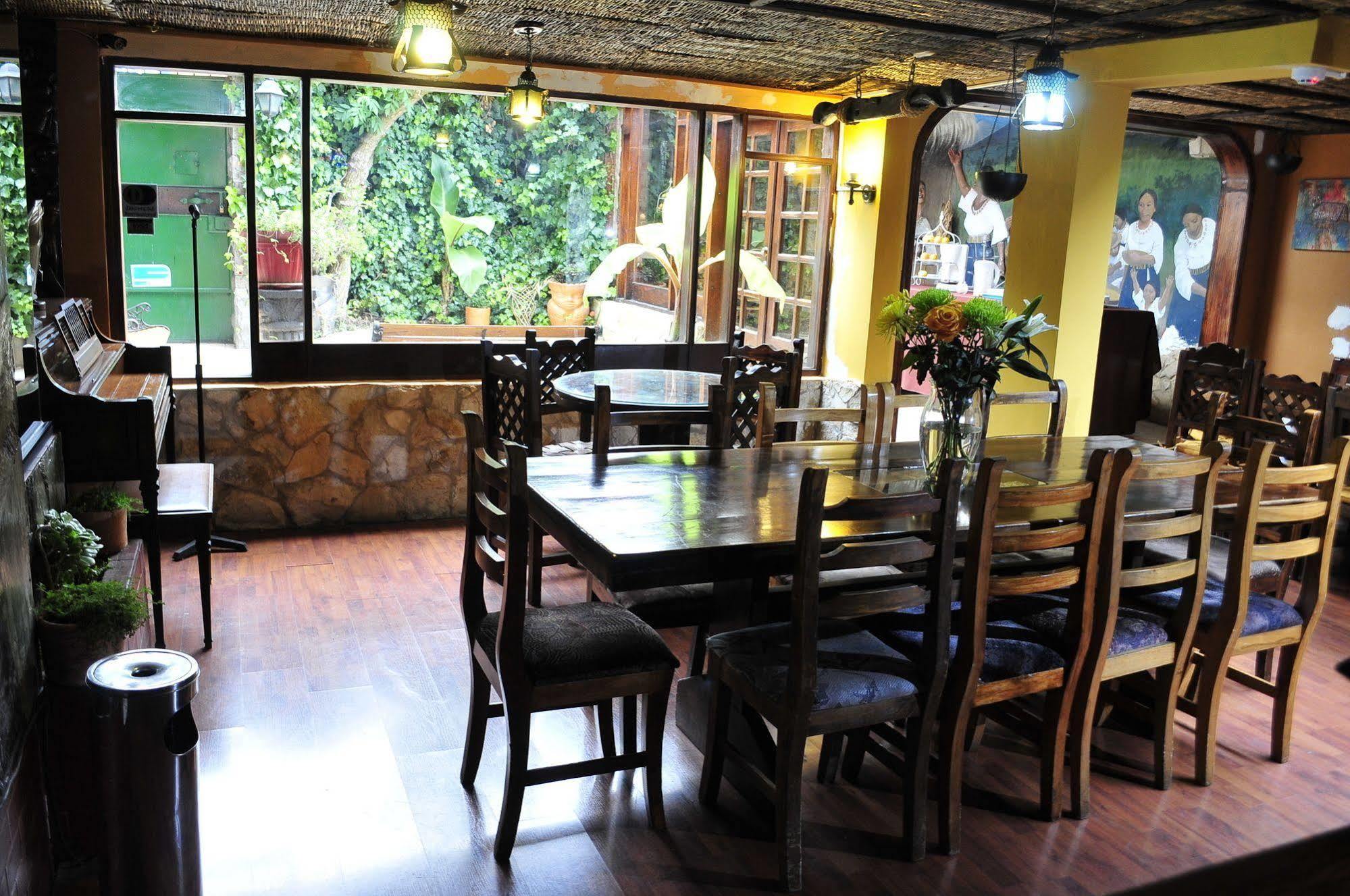 Hotel Nass Sol De Quito Zewnętrze zdjęcie